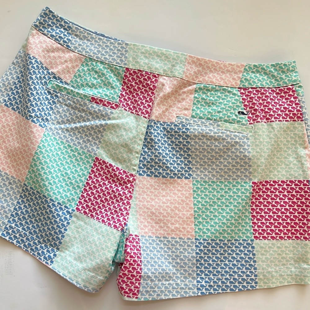 Vineyard Vines Shorts 12 - Picture 3 of 3
